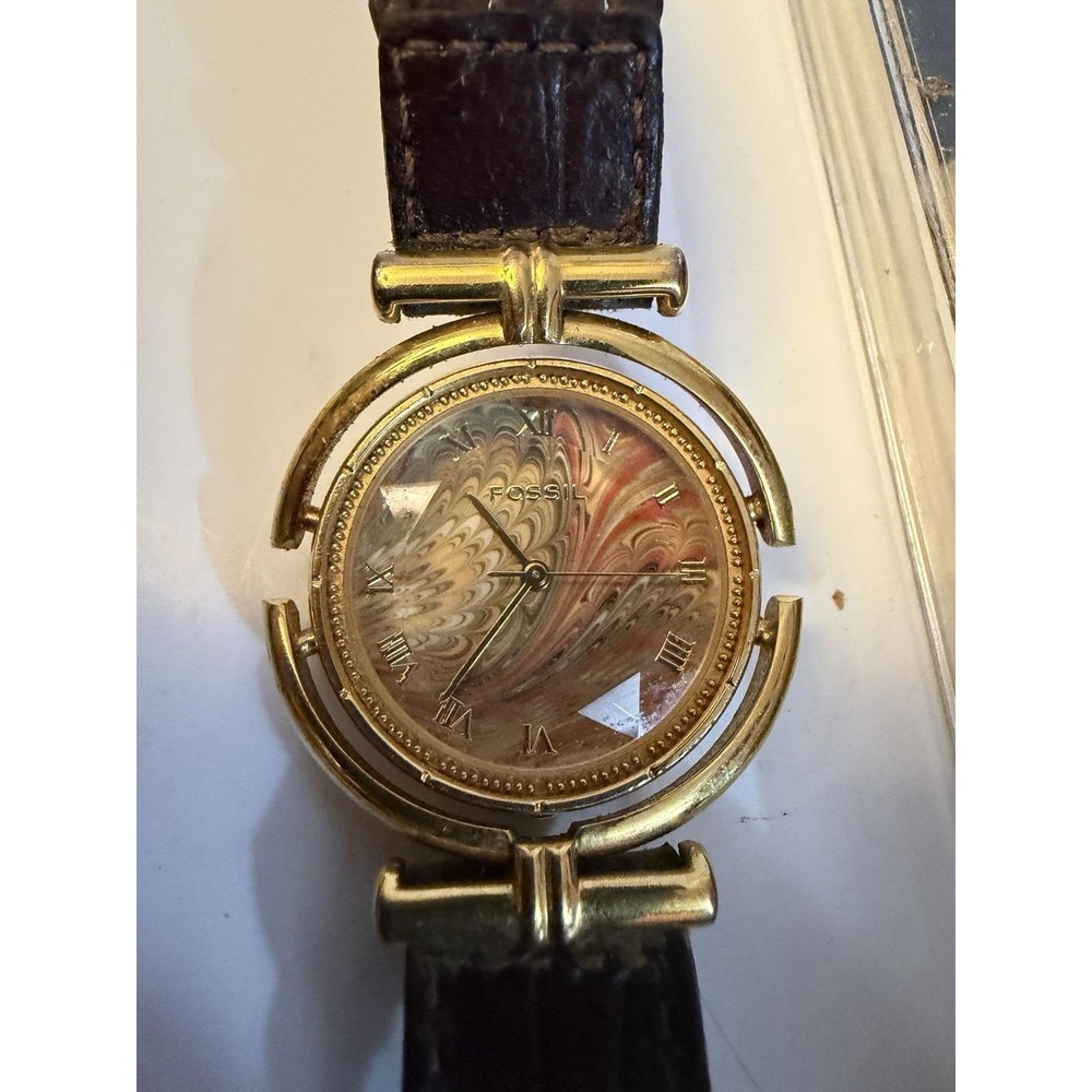 Vintage Fossil Woman's Watch 9244 Non Working Leather Band Metal Case Extra Band - Picture 2 of 14